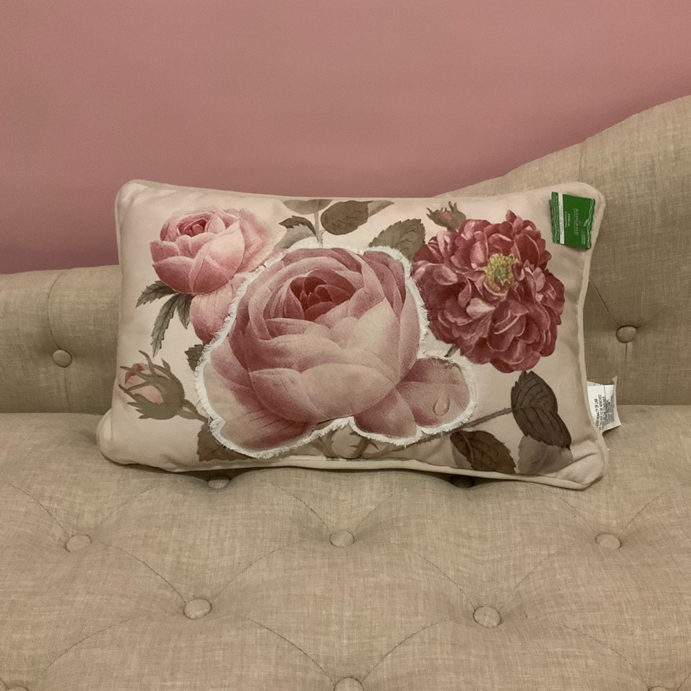 Shabby Chic Rose Floral Decorative Accent Pillow